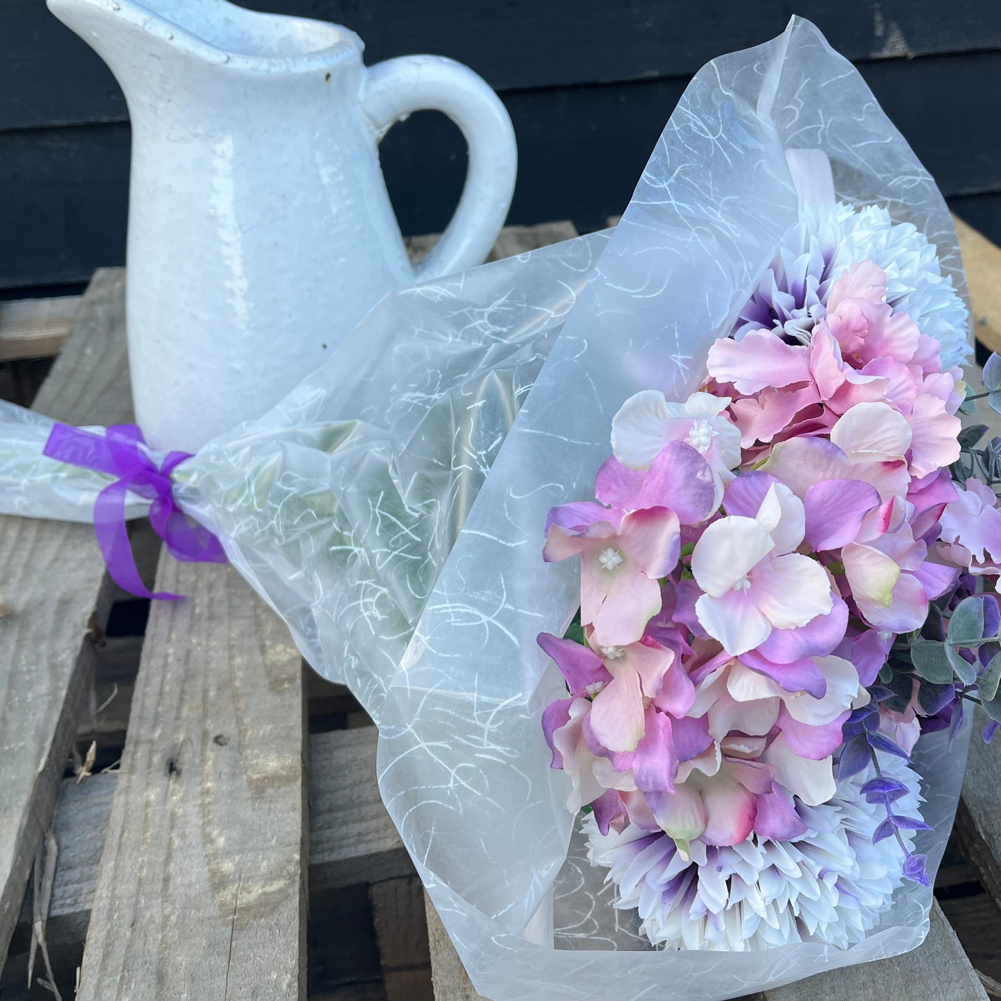 Frilly Poppy & Pom bouquet
